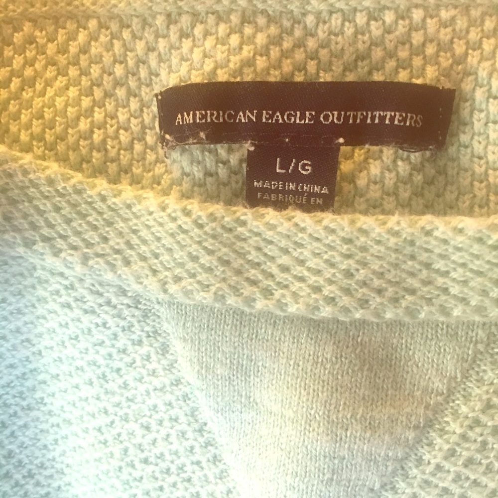 American eagle sweater